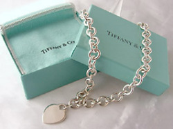 ��TIFFANY&Co.�ۥƥ��ե��ˡ� �ϡ��ȥ����ͥå��쥹 ��������󥰥���С�