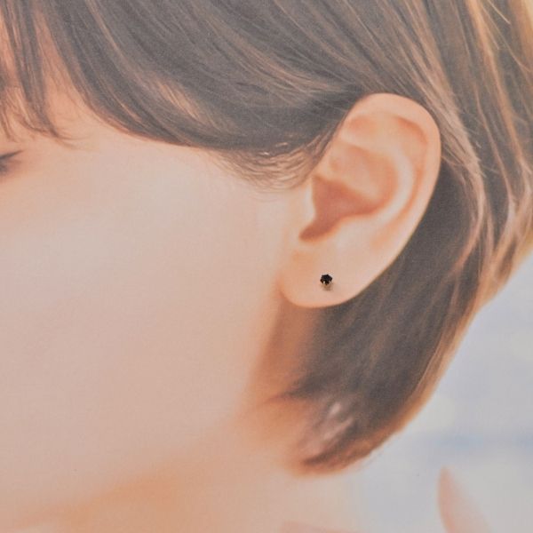 サファイア ピアス 両耳 レディース K10 10金 9月 誕生石 約3mm ラウンド 上品 シンプル デザイン 誕生日 記念日 プレゼント ギフト  サブ画像1