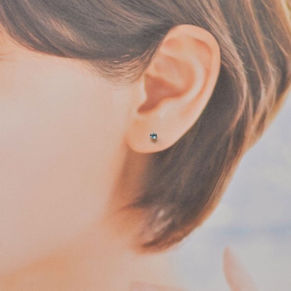 ブルートパーズ ピアス 両耳 レディース K10 10金 11月 誕生石 約3mm ラウンド 上品 シンプル デザイン 誕生日 記念日 プレゼント ギフト  サブ画像1